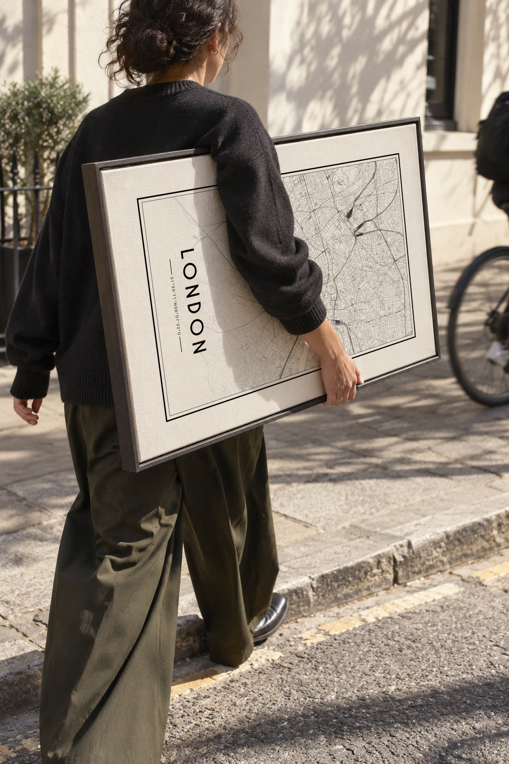 London map - Framed canvas in an interior