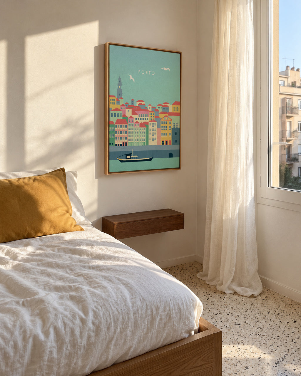 Porto - Framed canvas in an interior