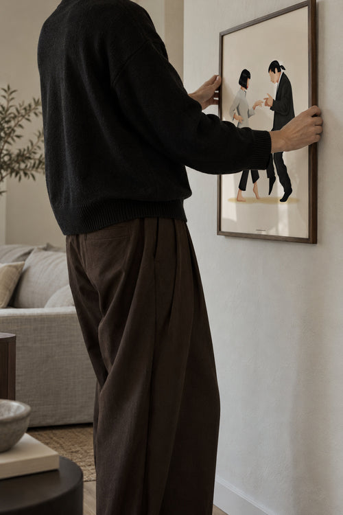 Pulp Fiction dance - Framed poster in an interior