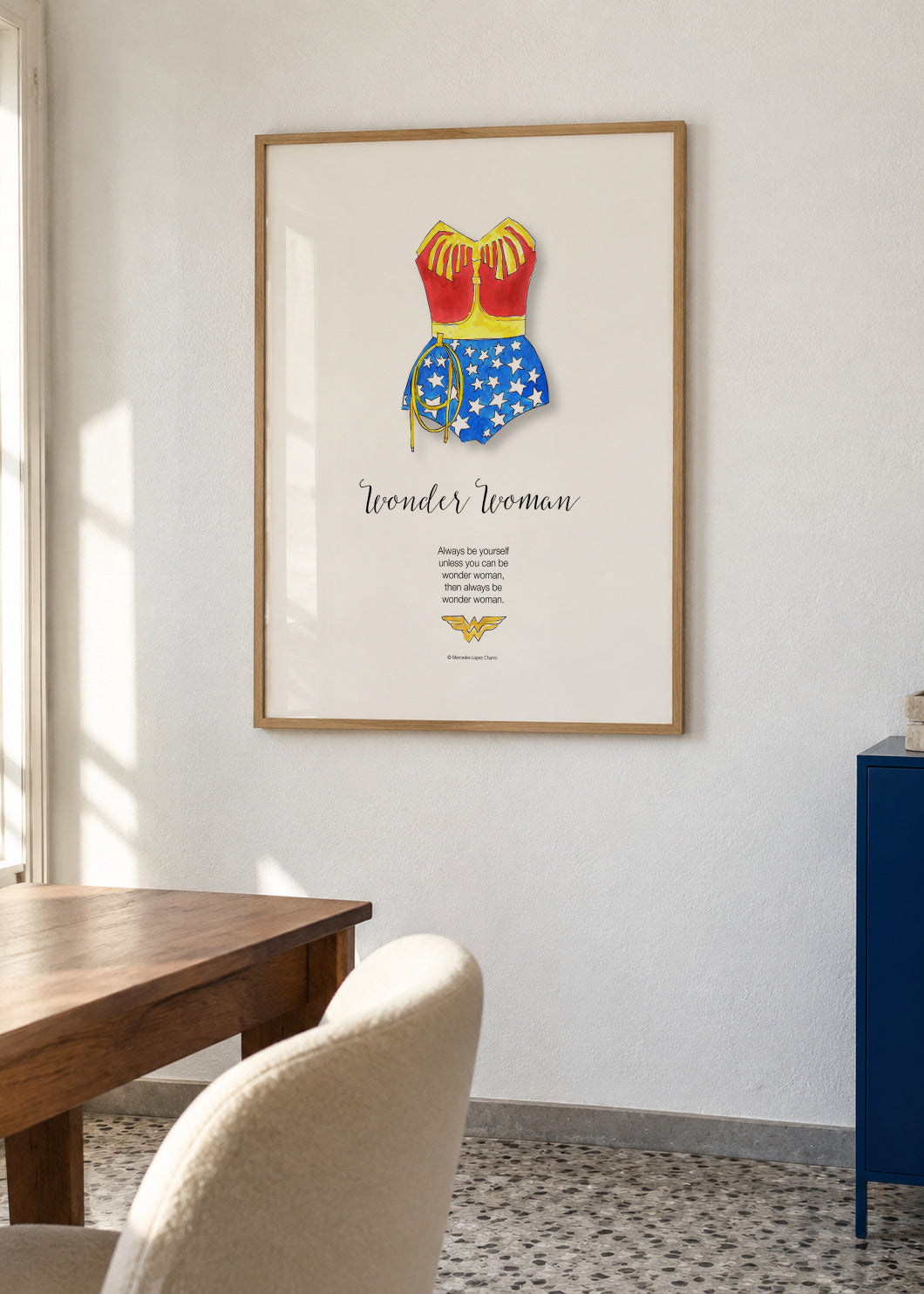 Wonder woman - Framed poster in an interior