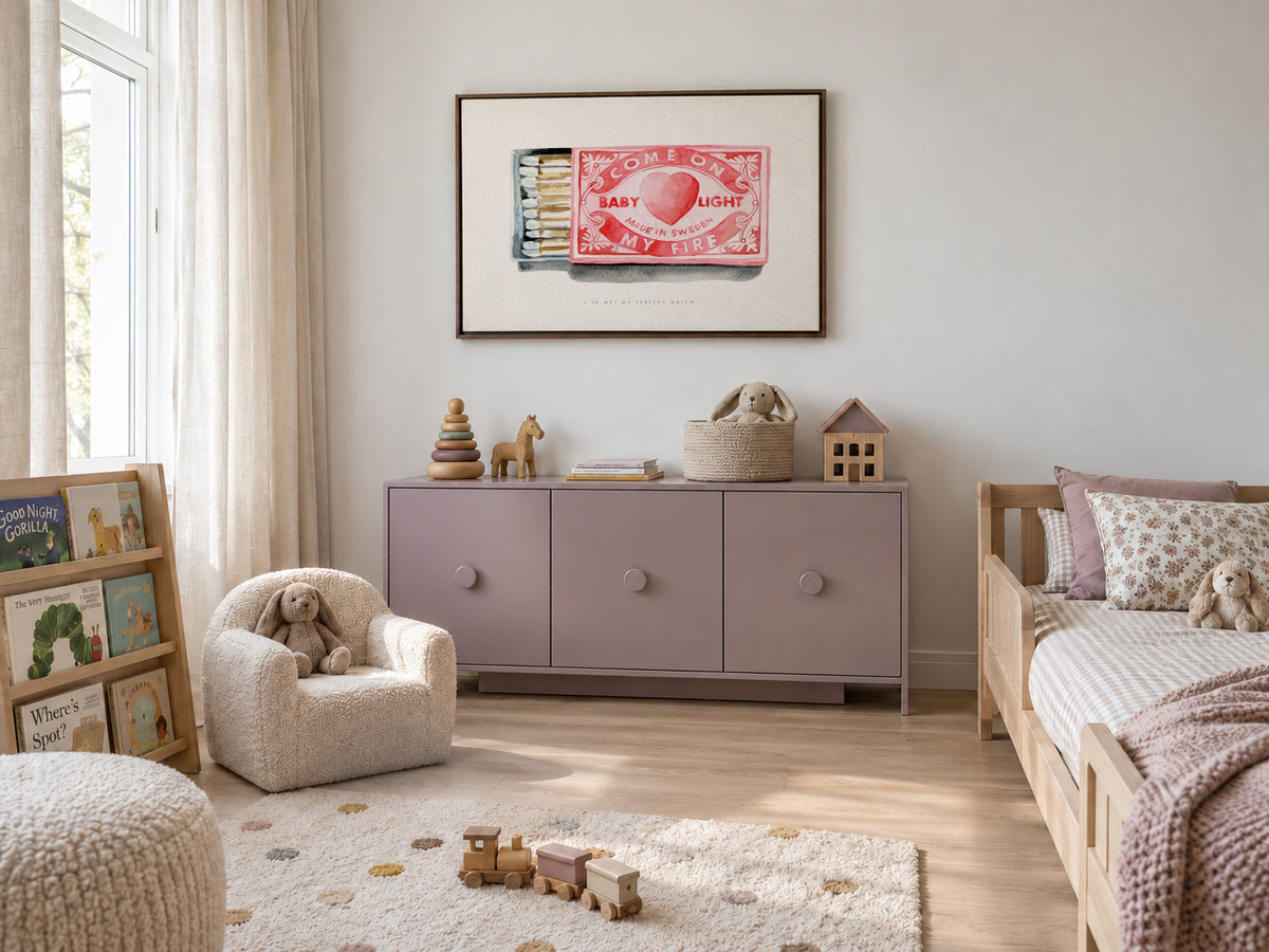 Perfect match - Framed canvas in an interior