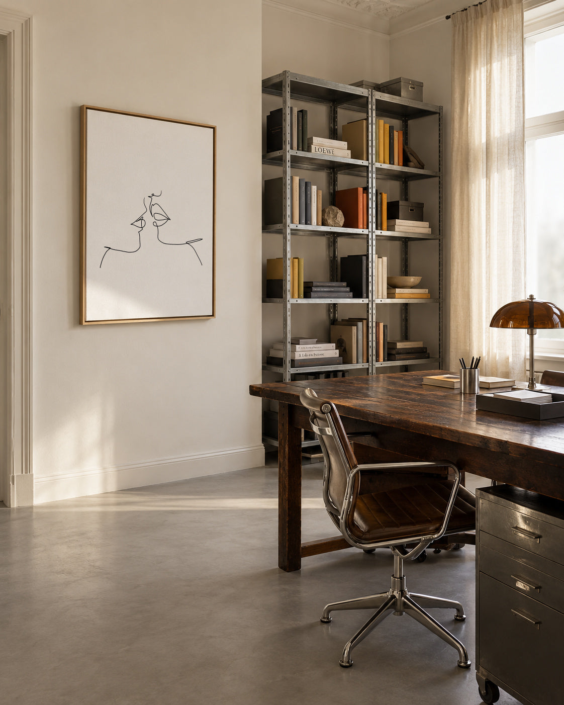 Kiss - Framed canvas in an interior