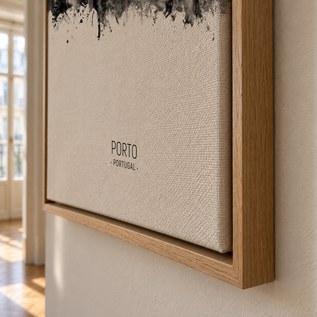 Porto Skyline en blanco y negro - Framed canvas detail