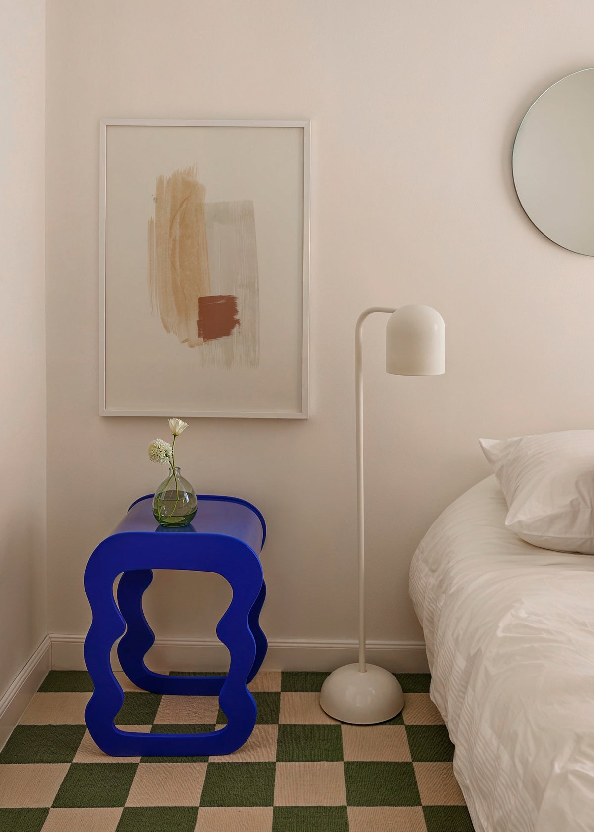 Brush strokes N 6 Warm colors - Framed poster in an interior