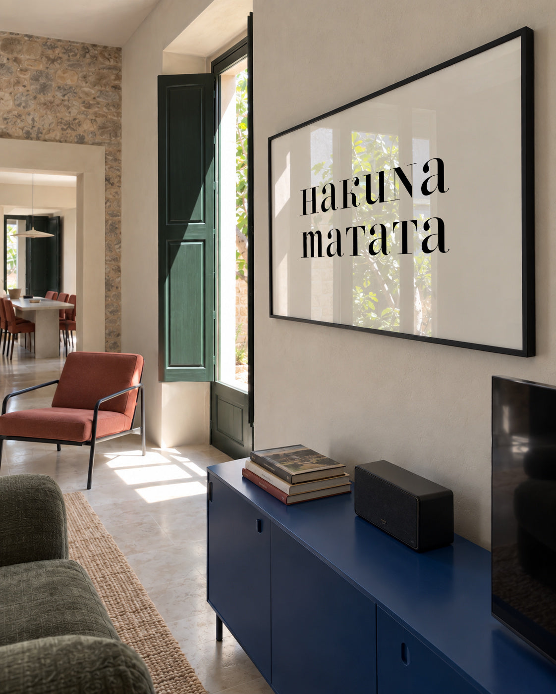 Hakuna Matata - Framed poster in an interior