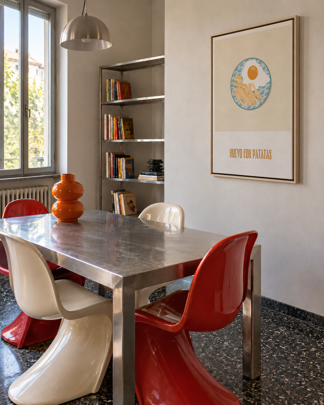 Huevo con patatas - Framed canvas in an interior