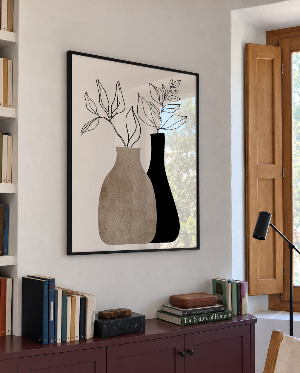 Gris en Gris - Framed poster in an interior