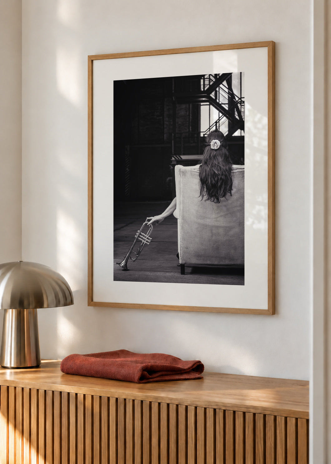 Sentimental sounds - Framed poster in an interior