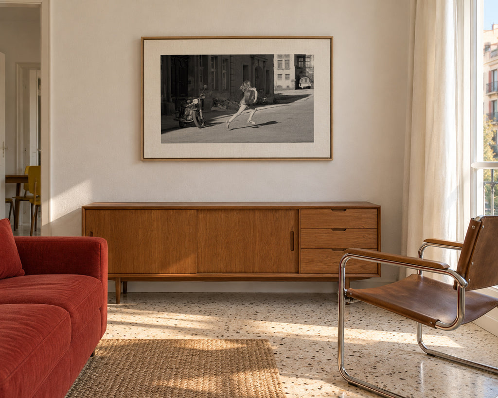 Freedom from the series Childhoods - Framed canvas in an interior