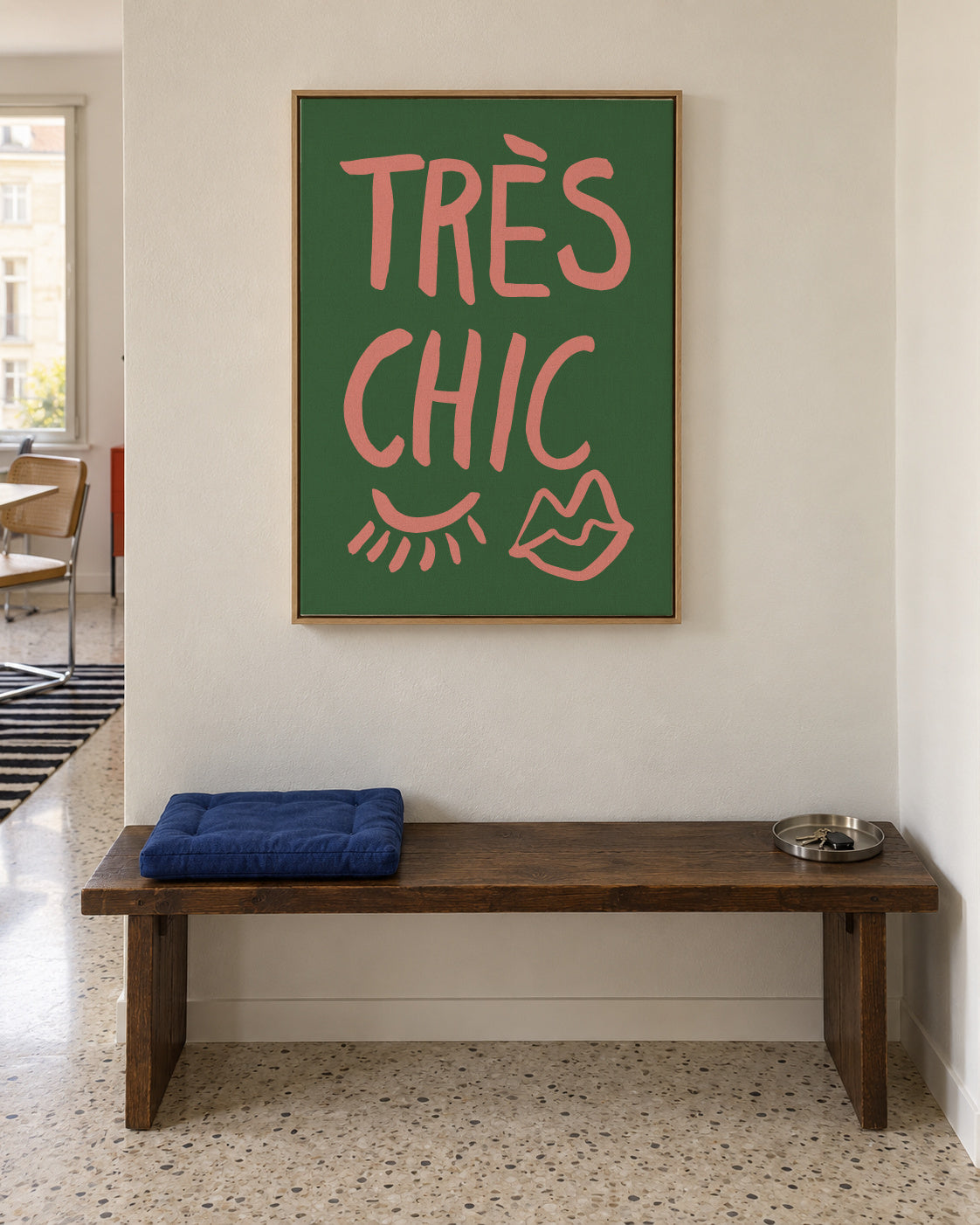 TrAus Chic Green - Framed canvas in an interior