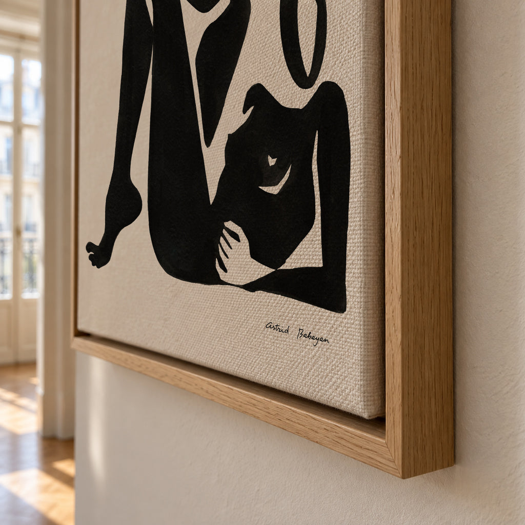 Black figure #8 - Framed canvas detail