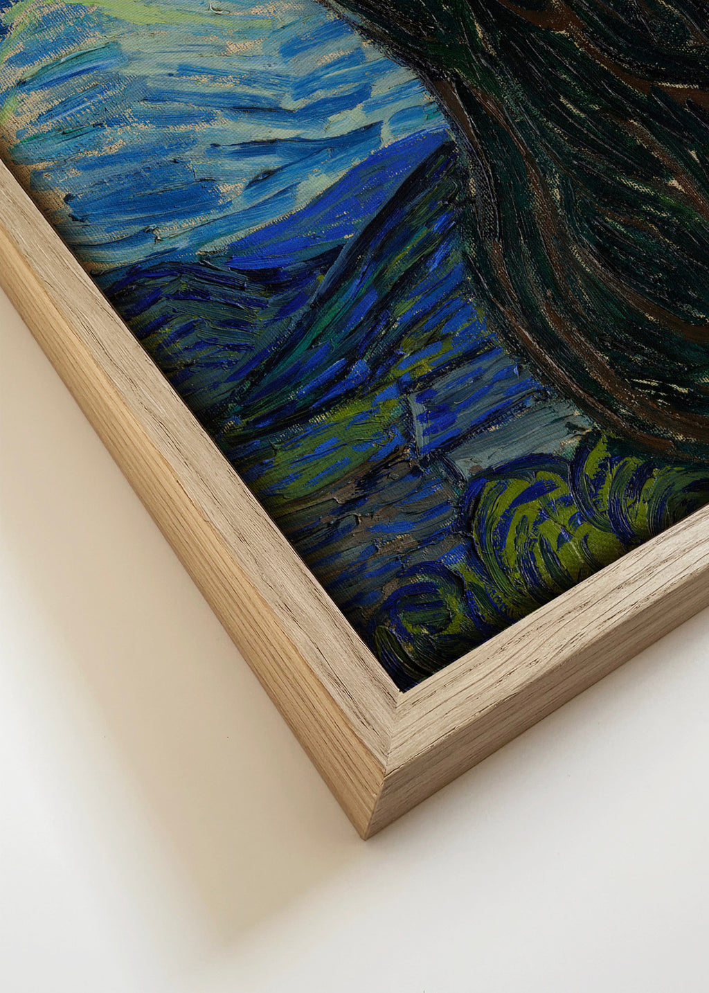 The Starry Night - Van Gogh - Framed canvas detail