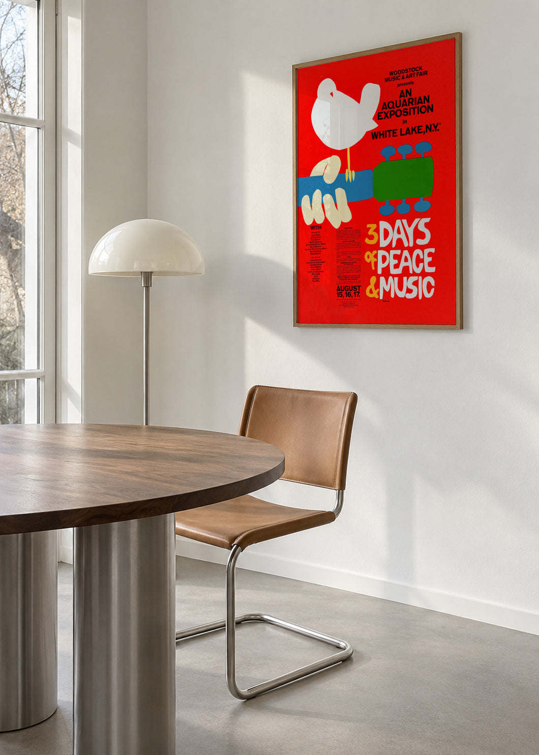 Woodstock 1969 Poster - 3 days of peace & music - Framed poster in an interior