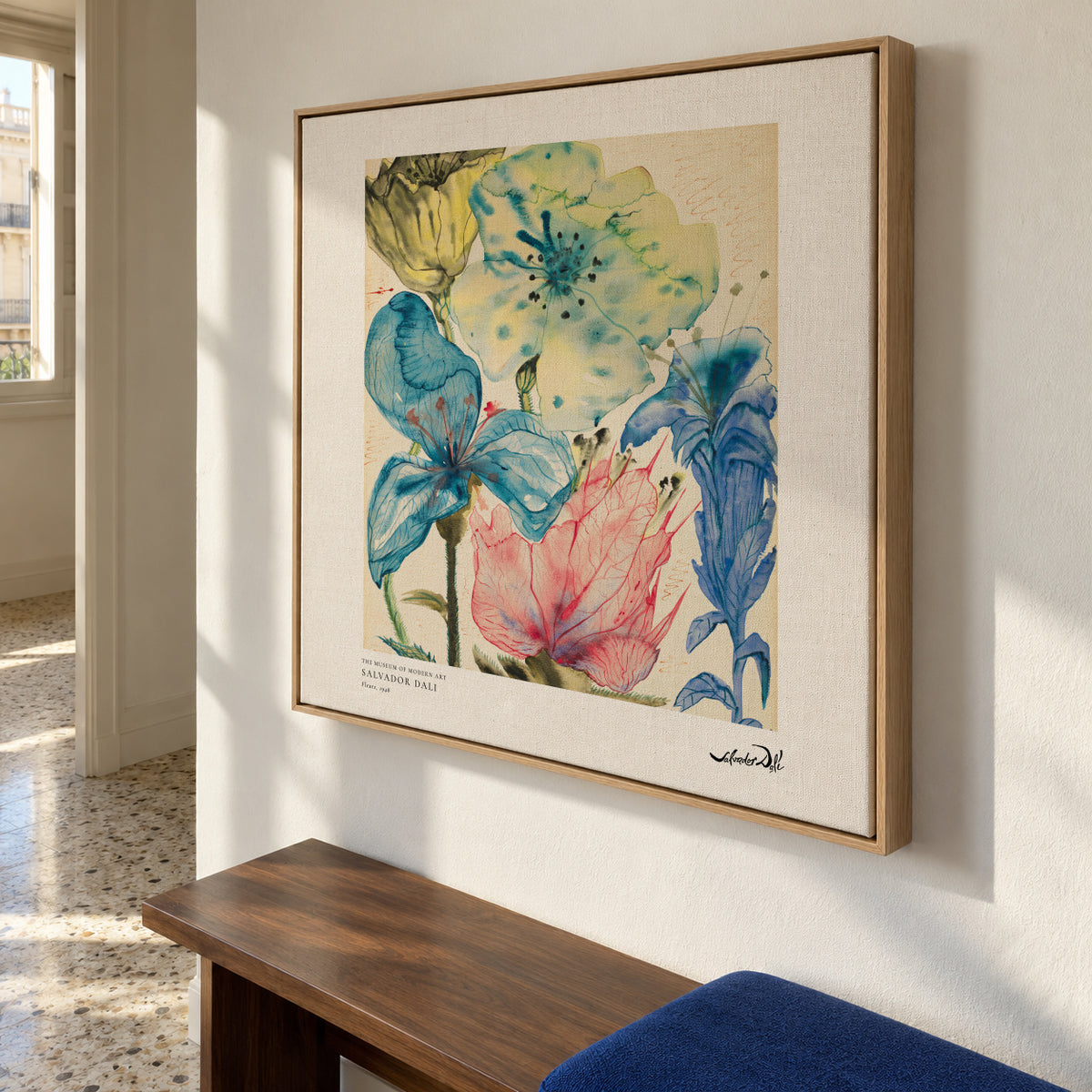 Salvador Dali fleurs I - Square - Framed canvas in an interior