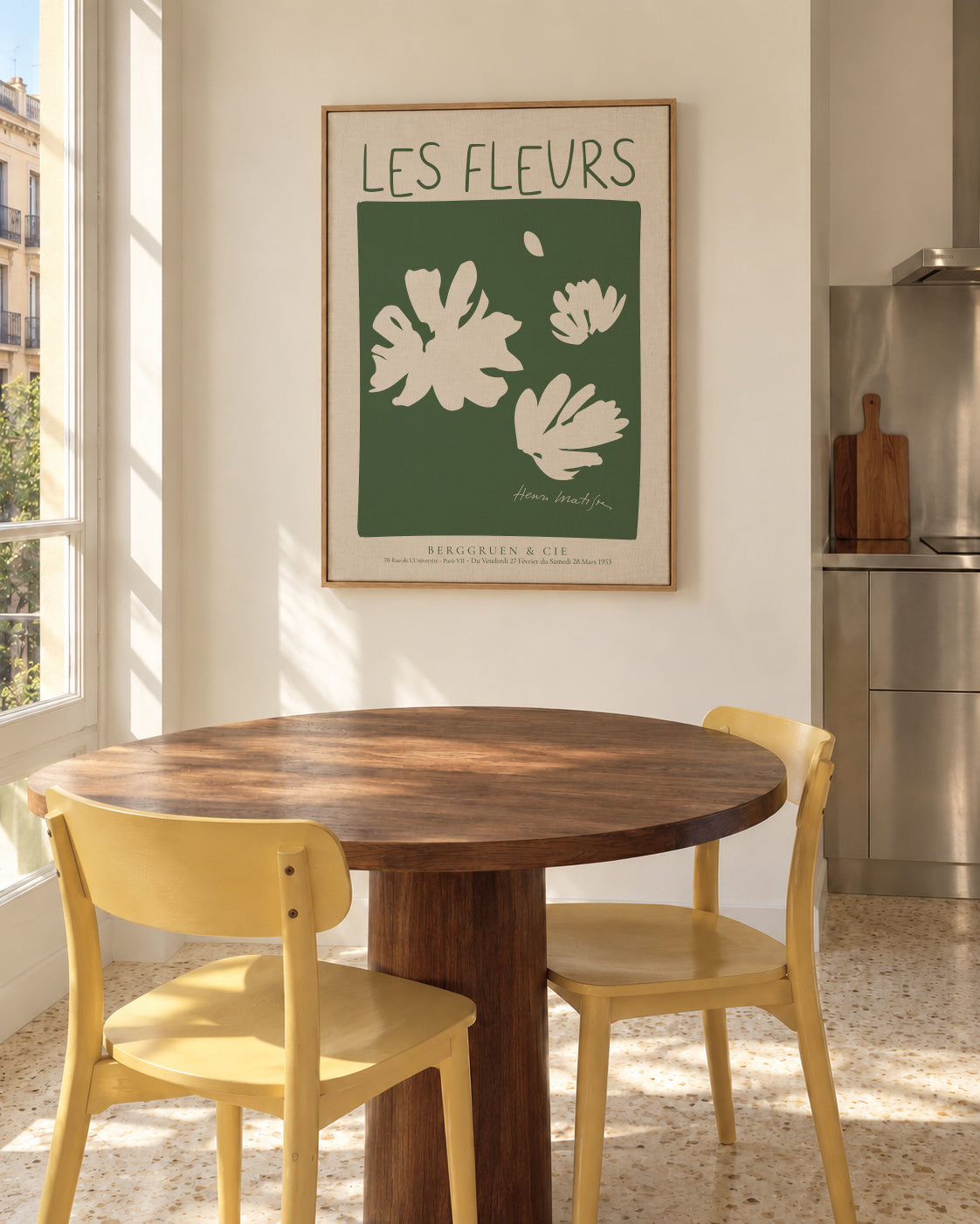 Henri Matisse, Les Fleurs - Framed canvas in an interior