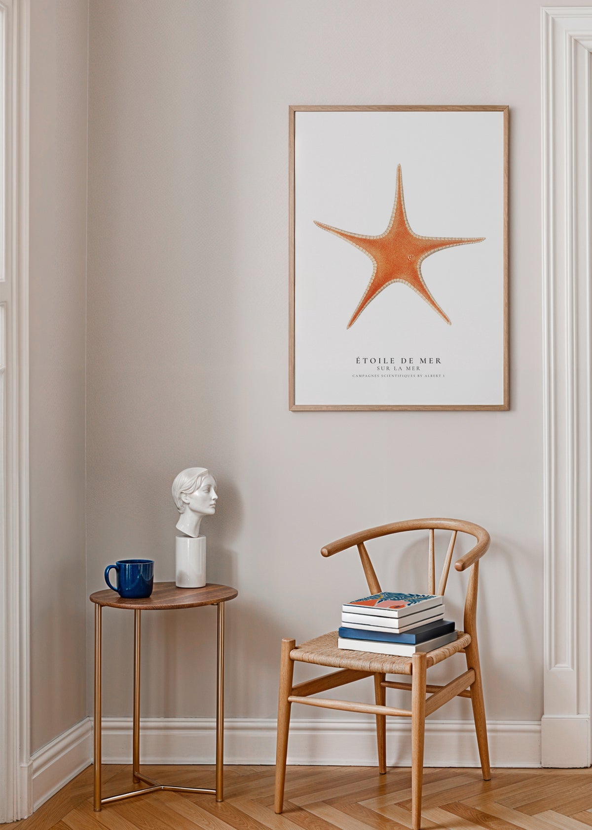 Starfish (Étoile de mer) I - Sealife Collection - Framed poster in an interior