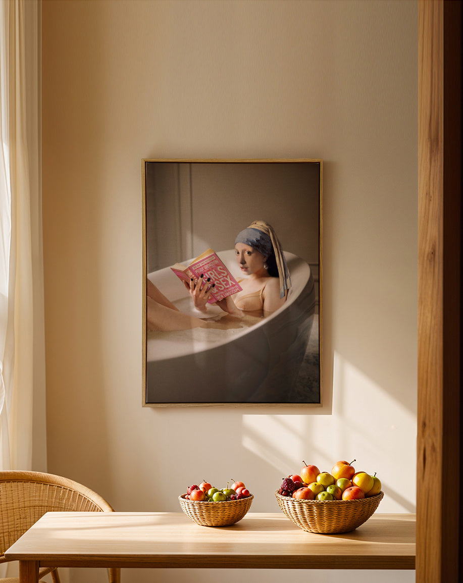 Chilling time - Framed canvas in an interior