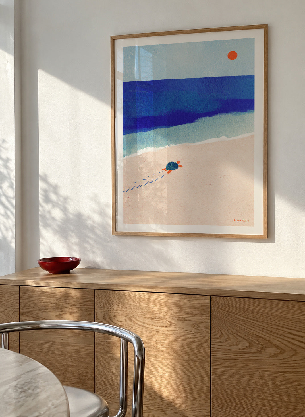 Following the sun - Framed poster in an interior