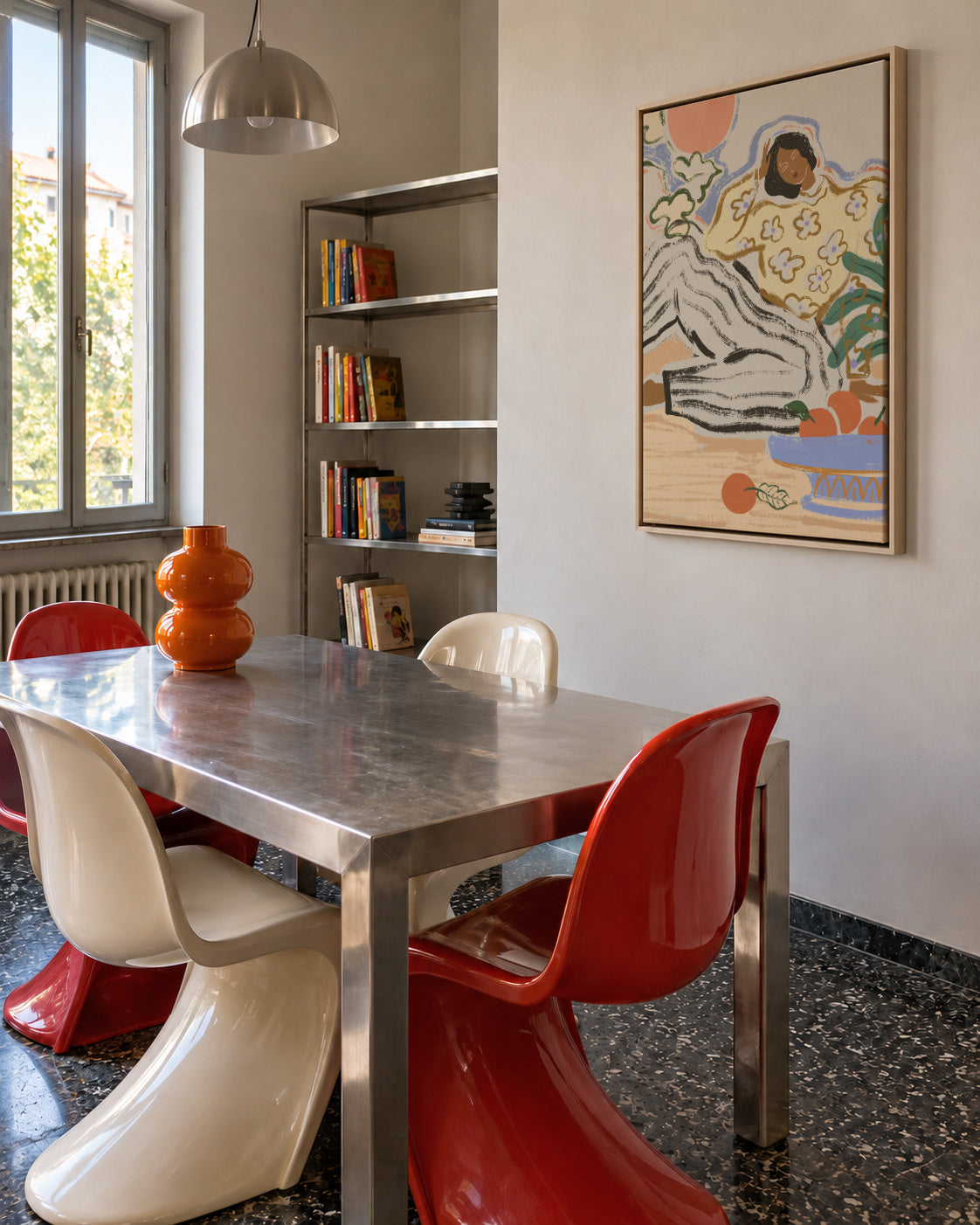 Lazydays - Framed canvas in an interior