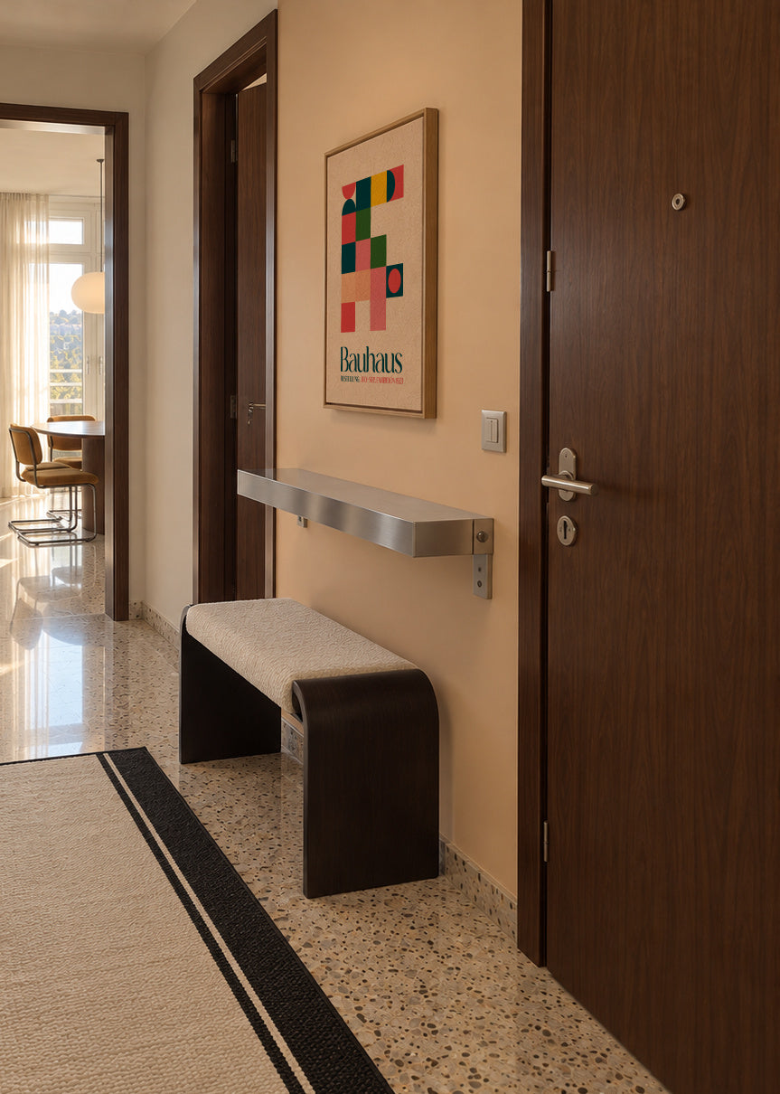 Bauhaus Kutular - Framed canvas in an interior