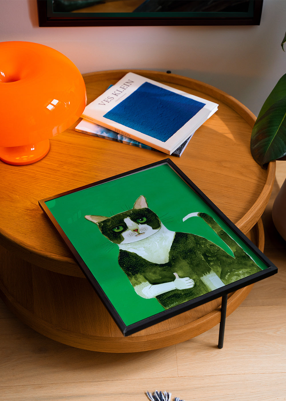 Tuxedo Cat Thumbs Up - Framed poster in an interior