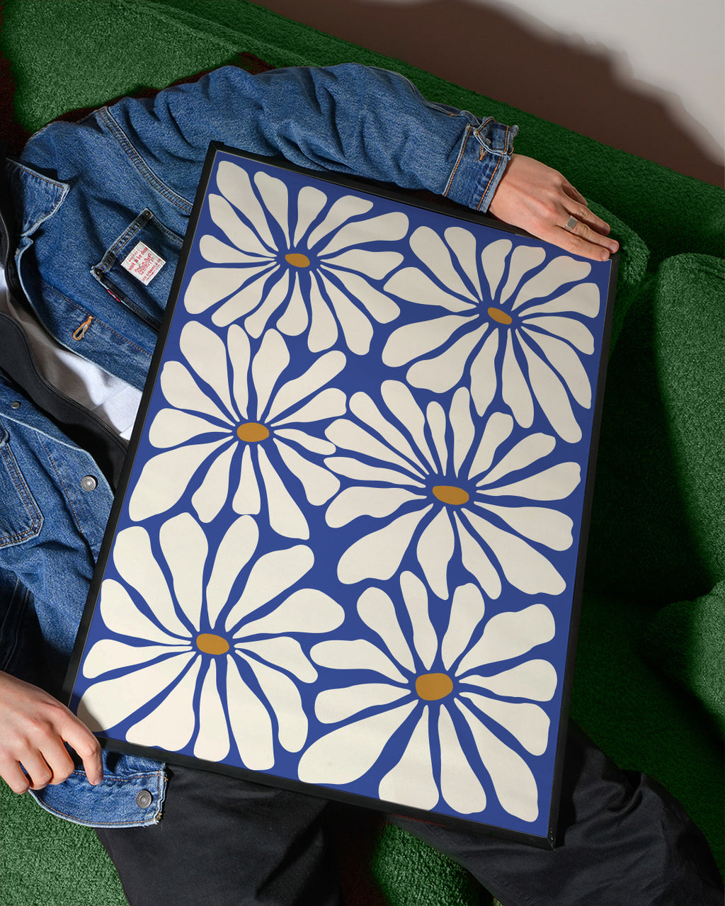 Sunny Floral Blue - Framed poster detail