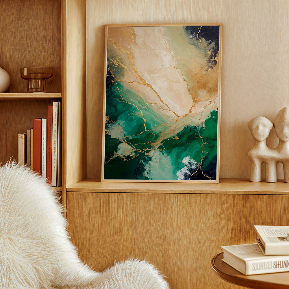 Cuadro abstracto en verde y dorado con vetas minerales – Product2