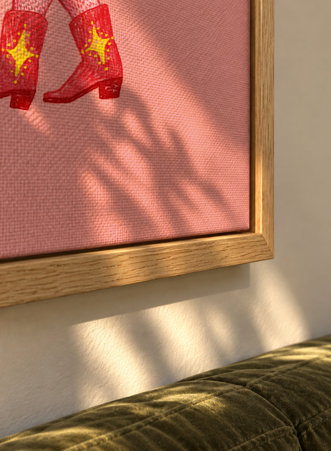 Marjorie the Cowgirl Pig - Framed canvas detail