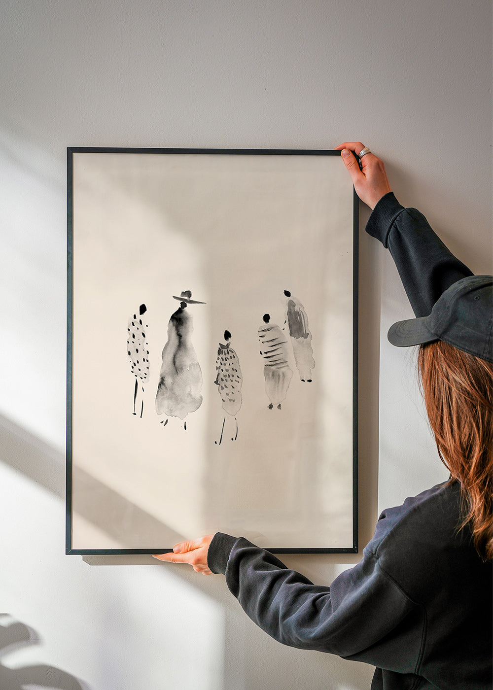 Ilustración de figuras en tinta minimalista – Product1