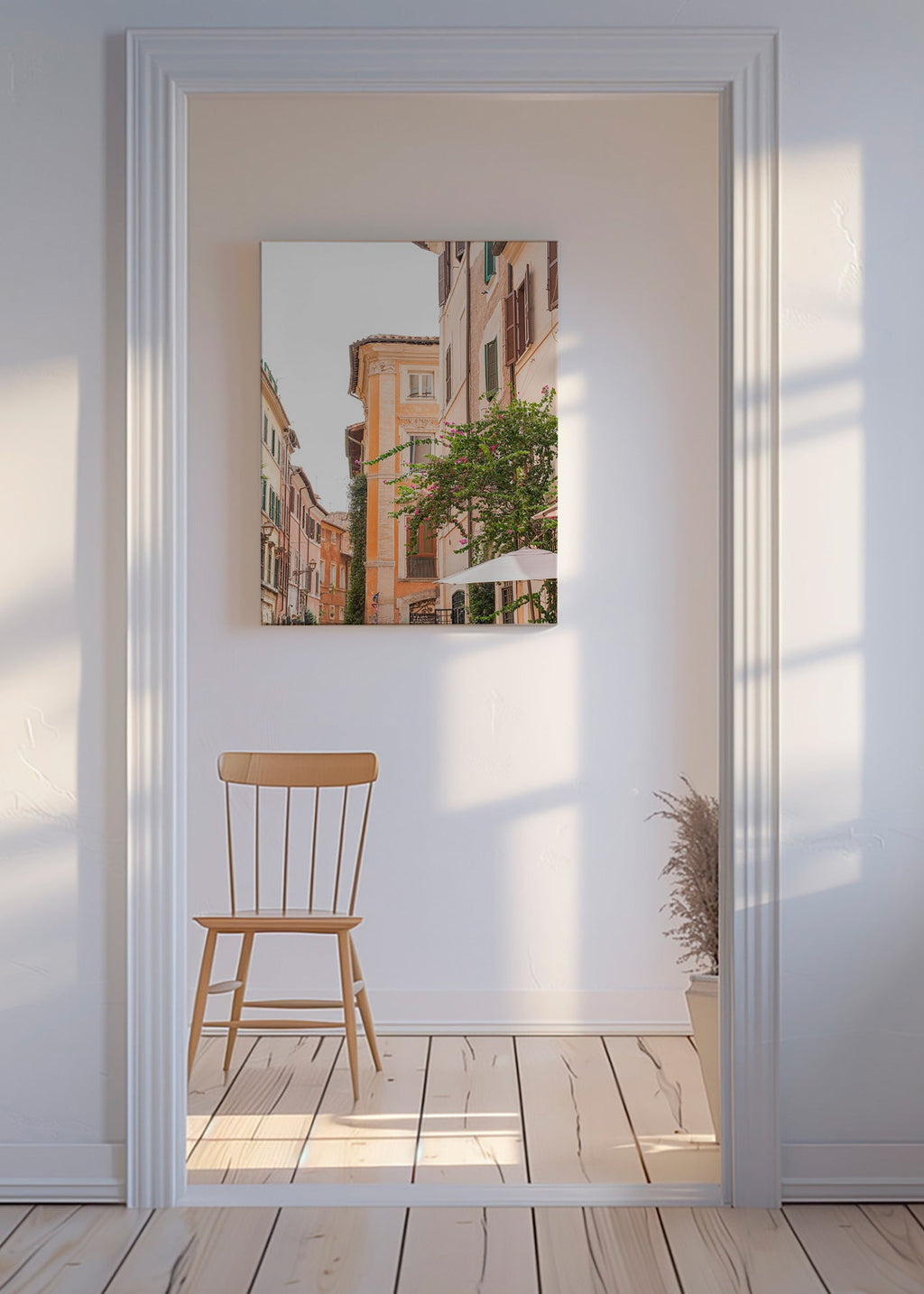 Cuadro de ciudades con fachada romana y buganvillas – Canvas
