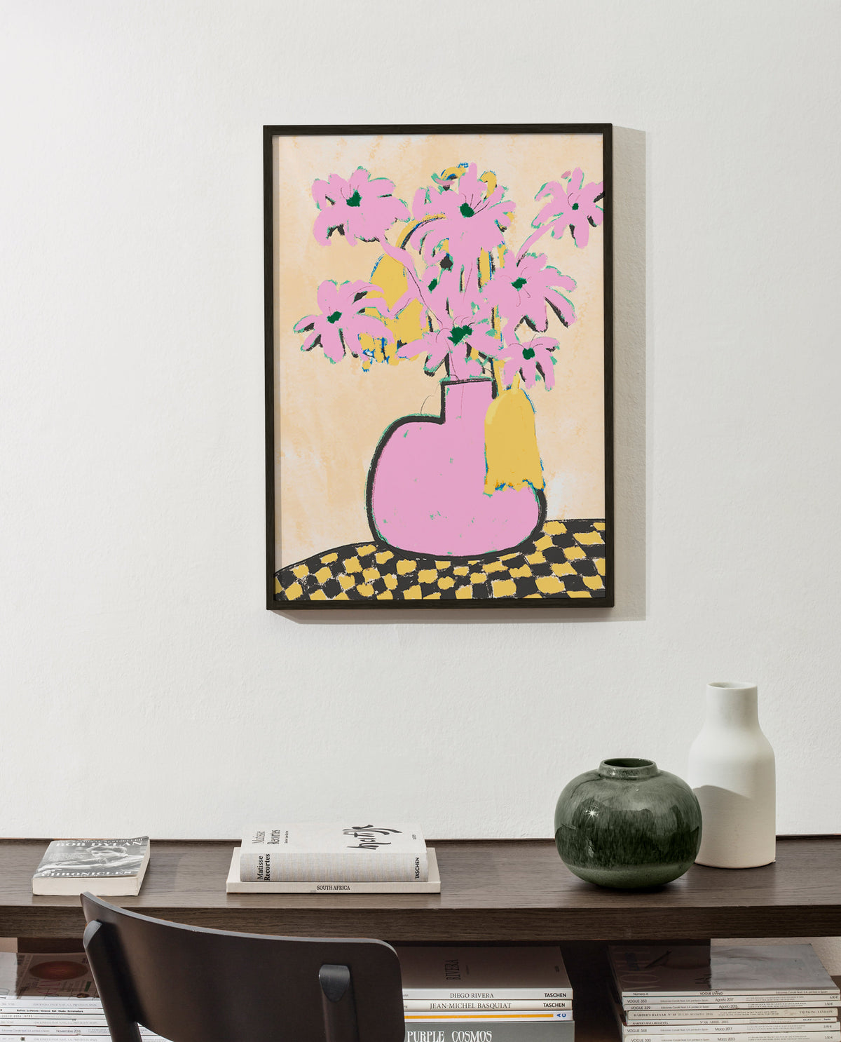 Lámina botánica con jarrón rosa y flores – Product2