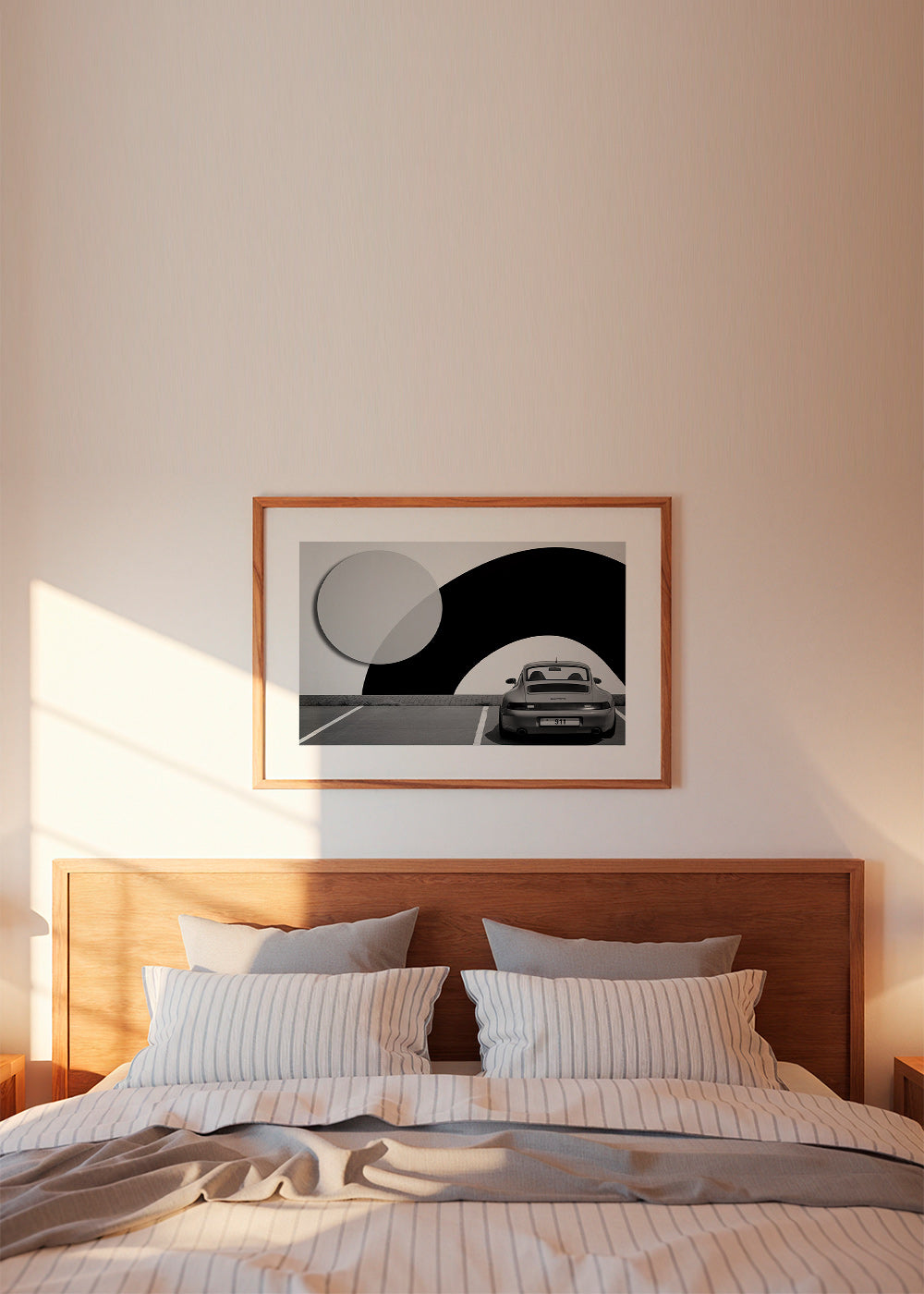 Fotografía Porsche 911 con mural geométrico – Product1