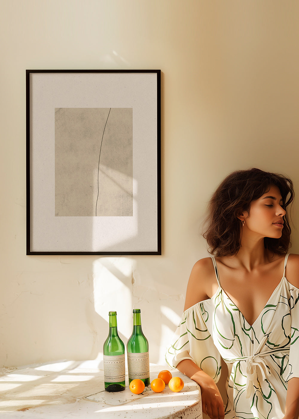 Cuadro minimalista con línea curva sobre textura beige – Product3