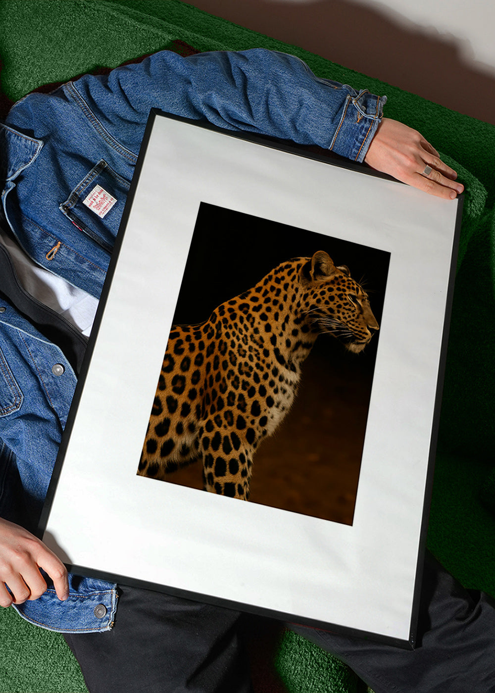 Cuadro leopardo perfil en estudio – Product1