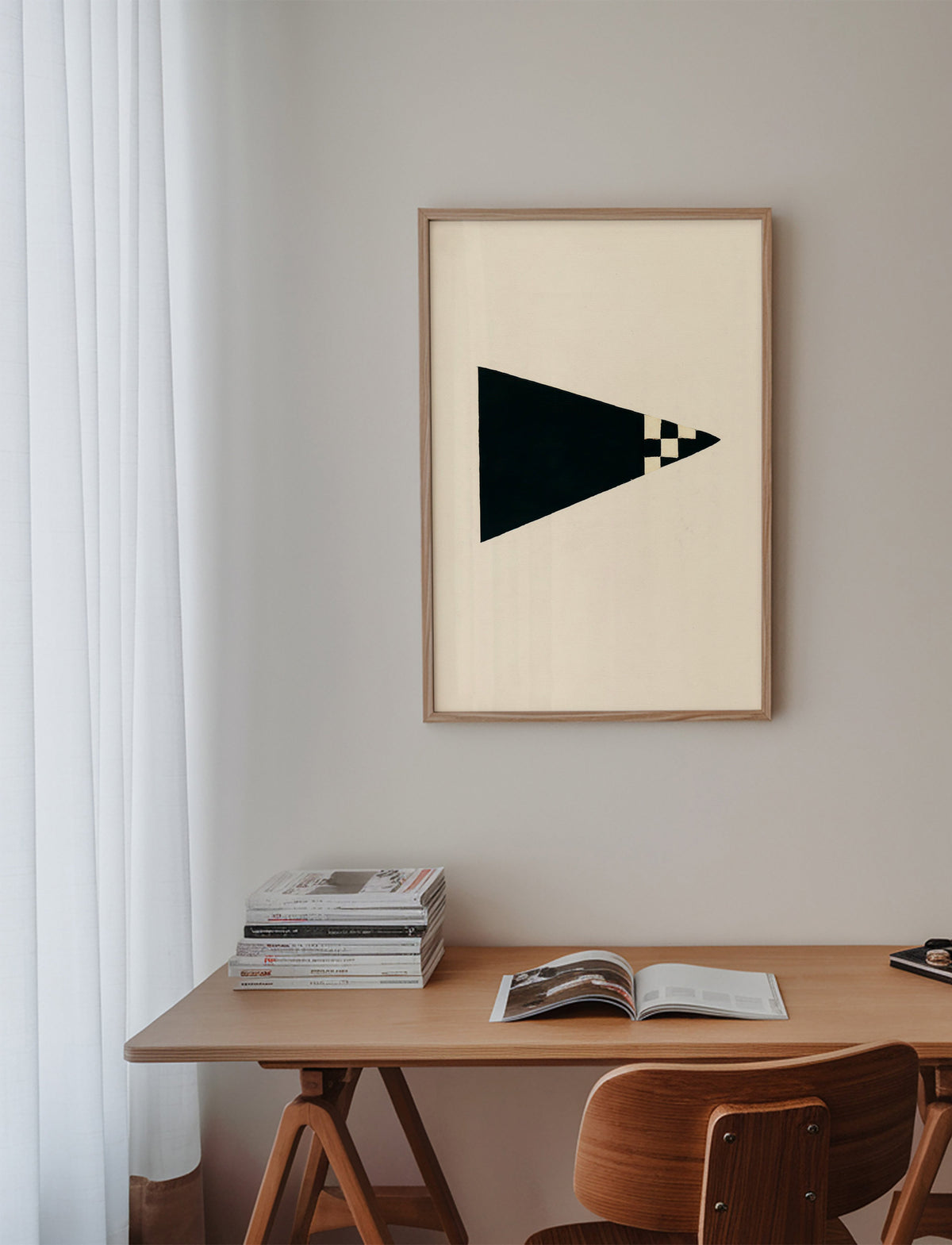 Cuadro minimalista con bandera geométrica – Product2