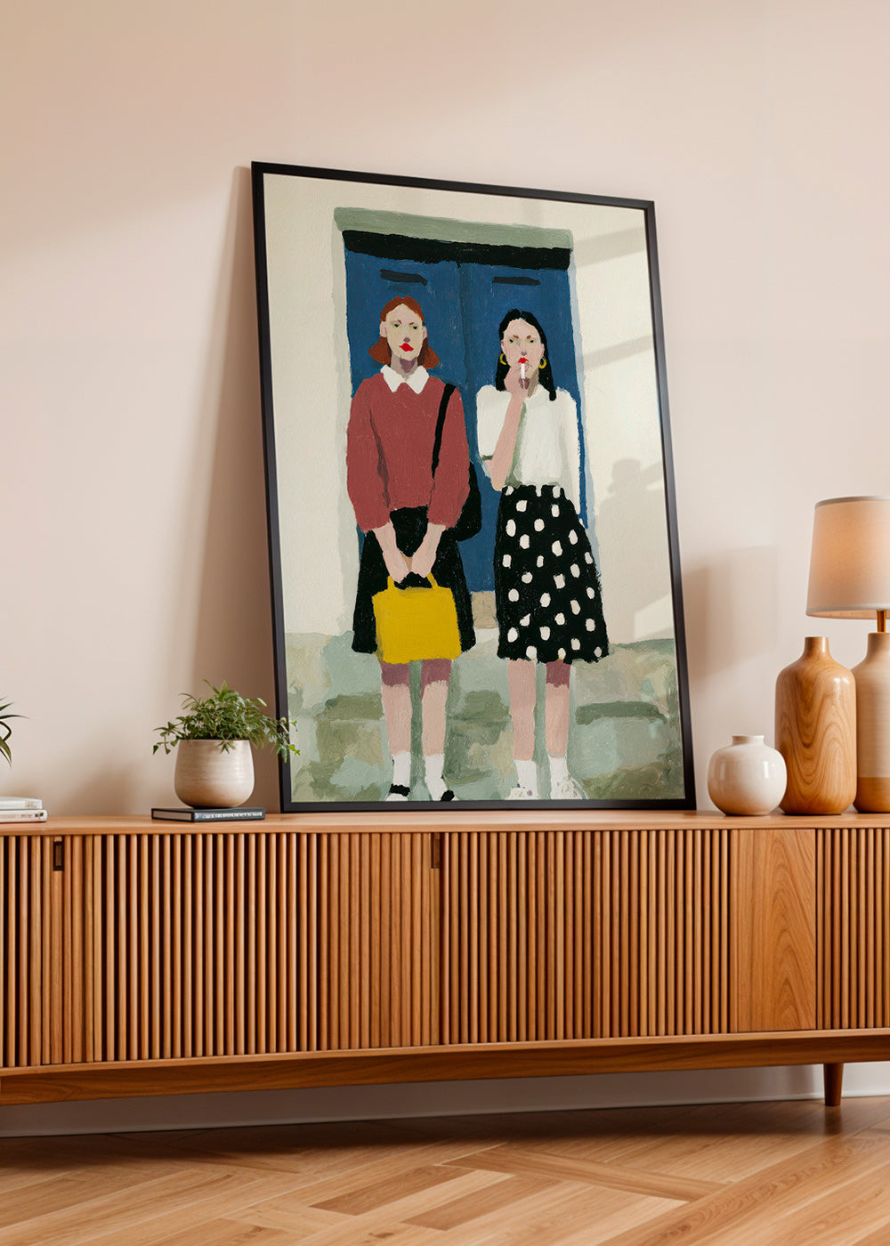 Ilustración de dos figuras frente a puerta azul – Product2