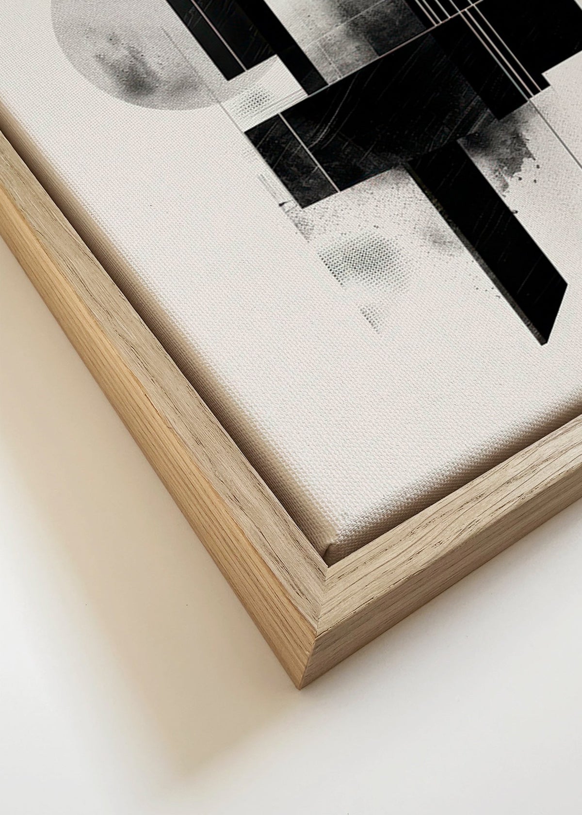 Cuadro geométrico en blanco y negro con formas arquitectónicas – Canvas detail