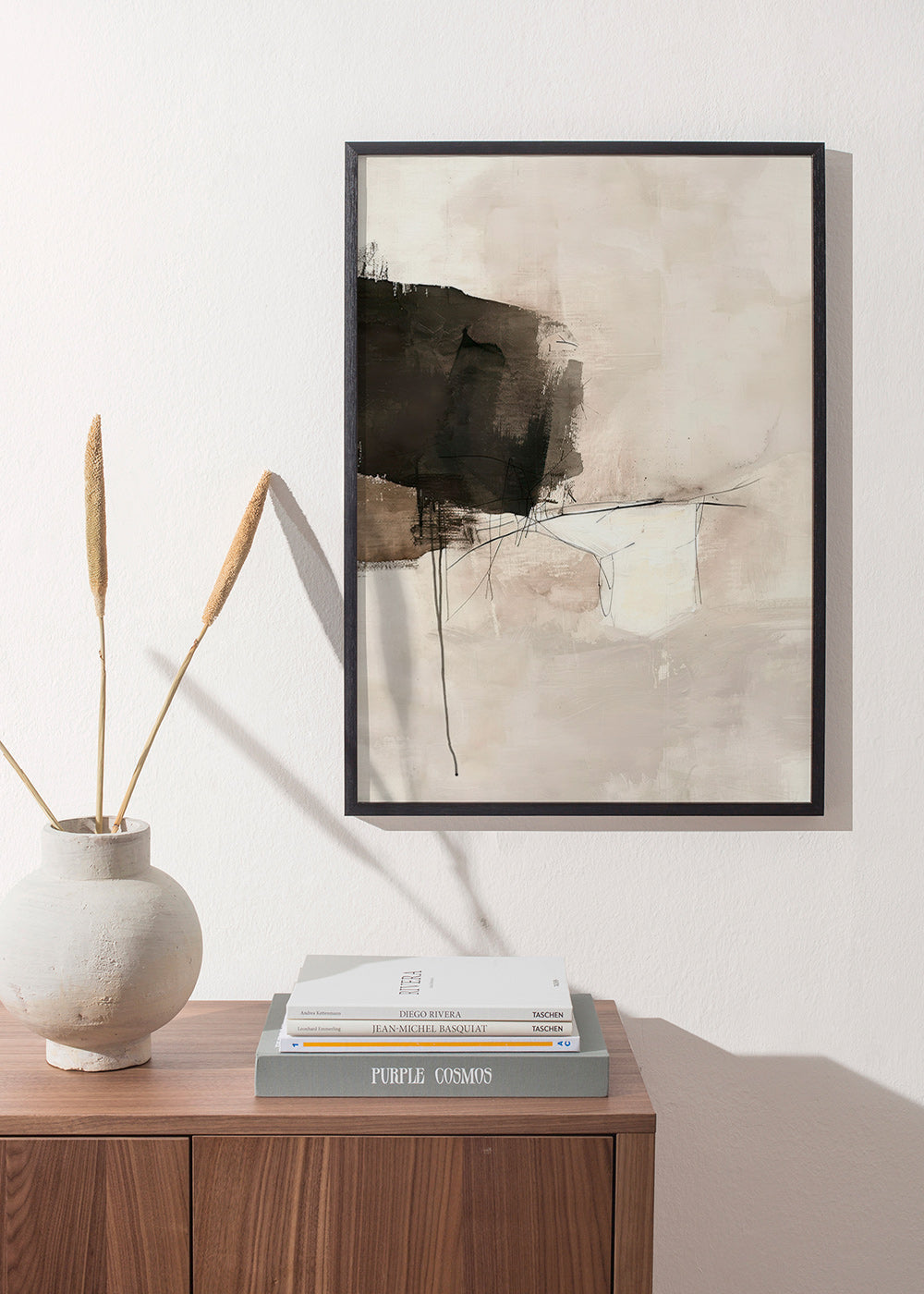 Cuadro abstracto con mancha negra y líneas sutiles – Product1