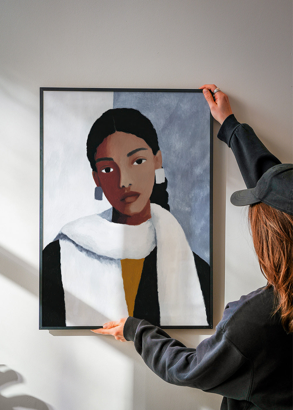 Ilustración de retrato femenino con bufanda blanca – Product3