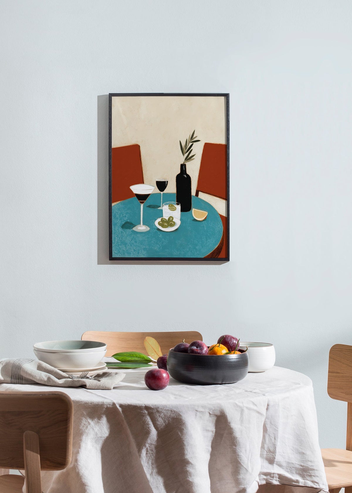 Cuadro de cocina con aperitivo sobre mesa azul – Product2