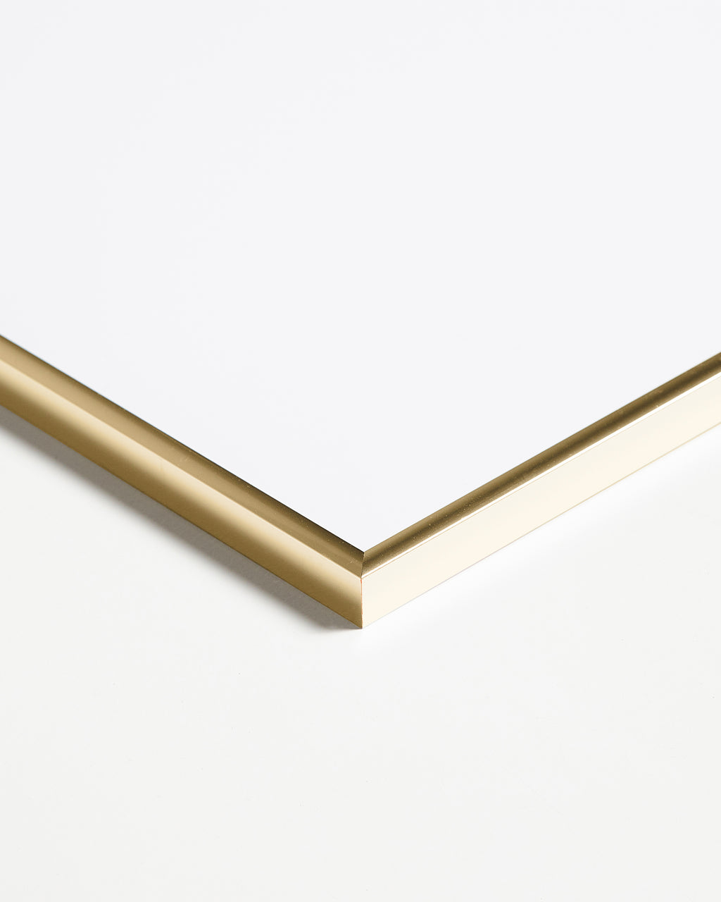 Marco dorado 60x90cm