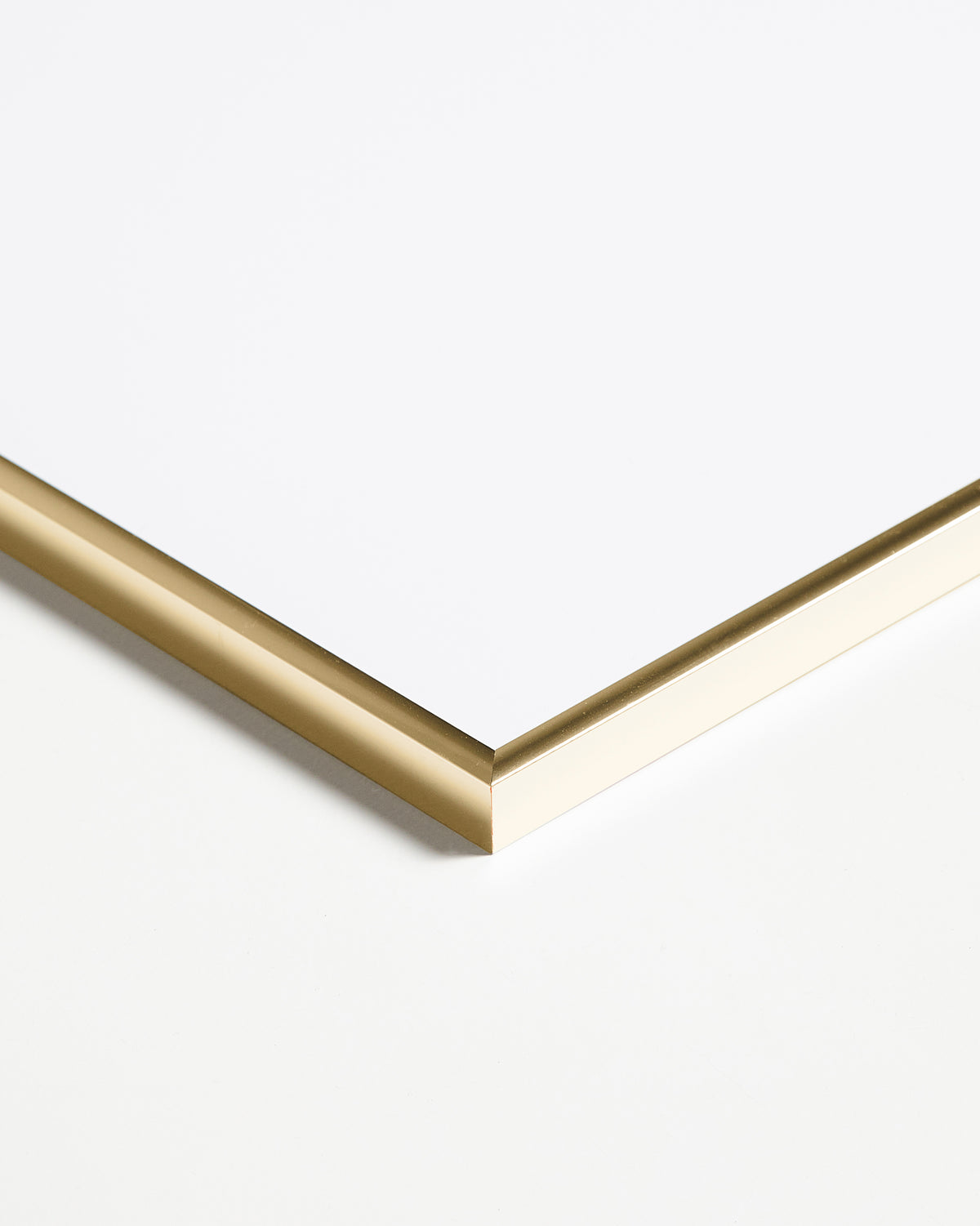 Marco dorado 60x90cm